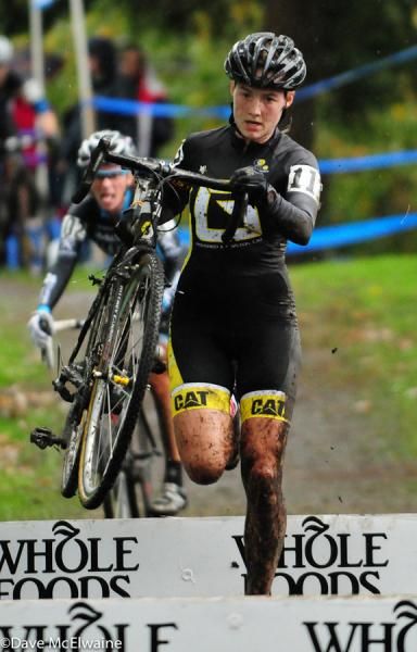 Elle Anderson (Ladies First Racing) racing just behind the leaders