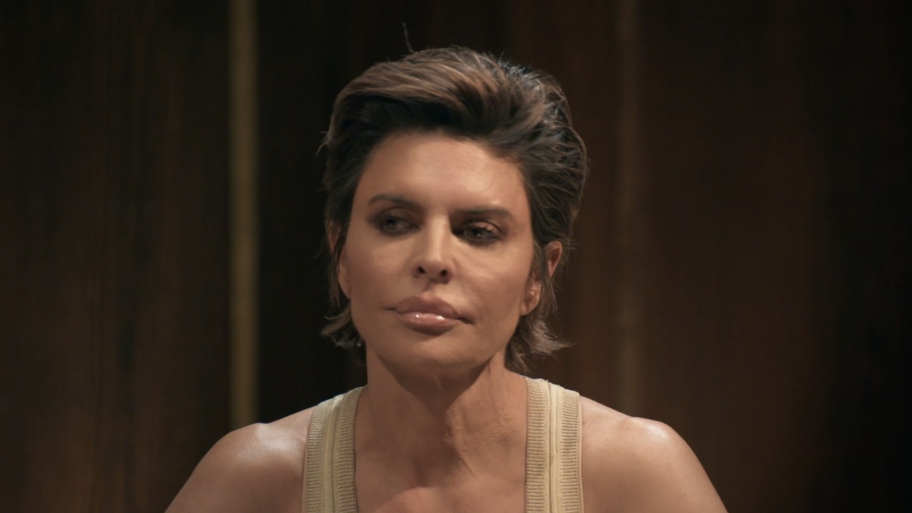 Lisa Rinna at her finale Round Table