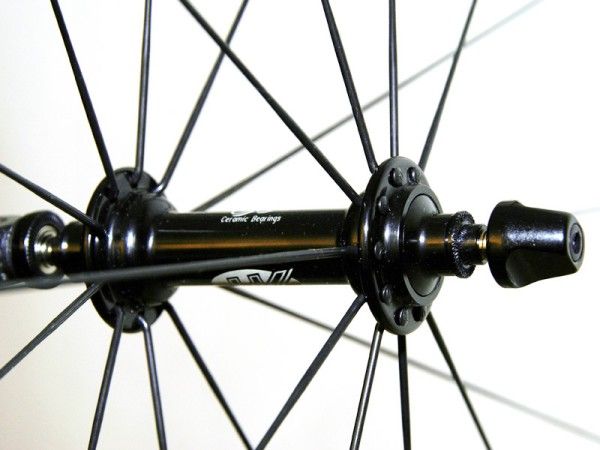 We don't have a weight for the front hub but its minimal appearance suggests it's pretty light.