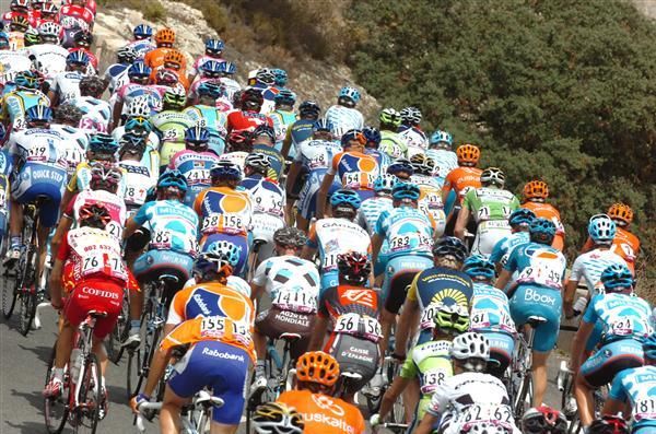 The peloton on the Category 2 Puerto de la Carrasqueta. They climbed this twice today.