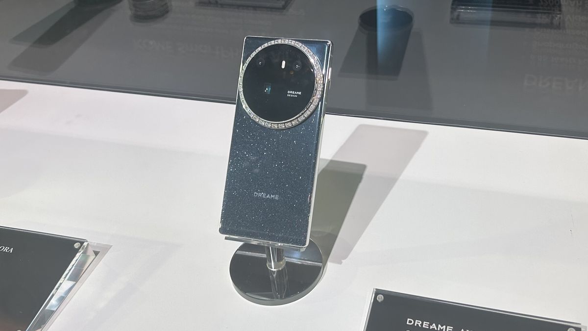 Dreame Aurora Lux Shimmering Starry Sky phone