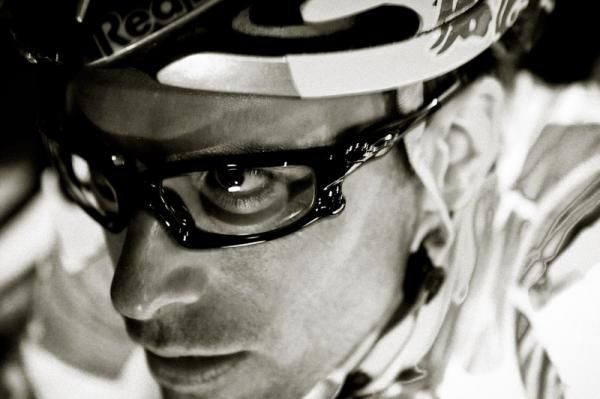 Tim Johnson (Cannondale - Cyclocrossworld) getting psyched up on the start line.
