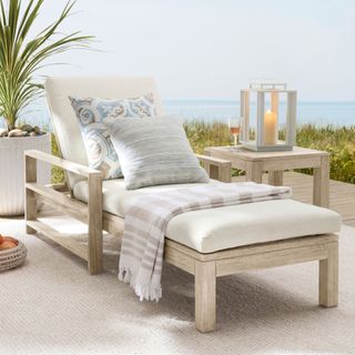 pottery barn garden lounger