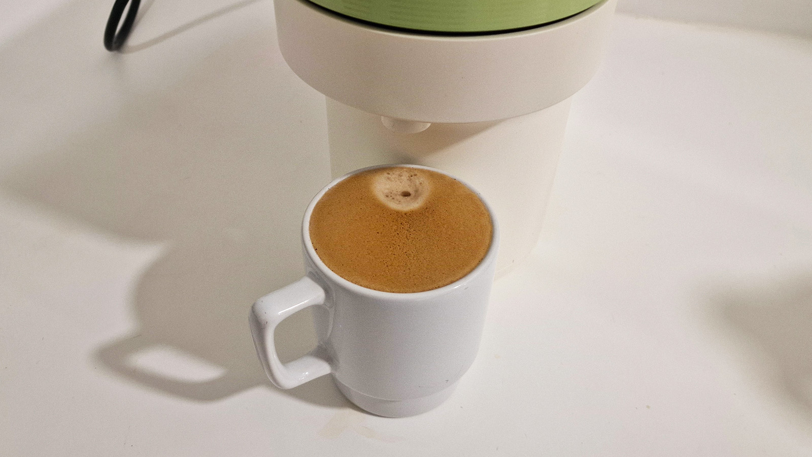 Nespresso Vertuo Pop in shade Pistachio