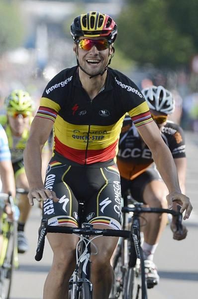 For the first time in his career Tom Boonen gets to raise his arms aloft as Paris-Brussels champion.
