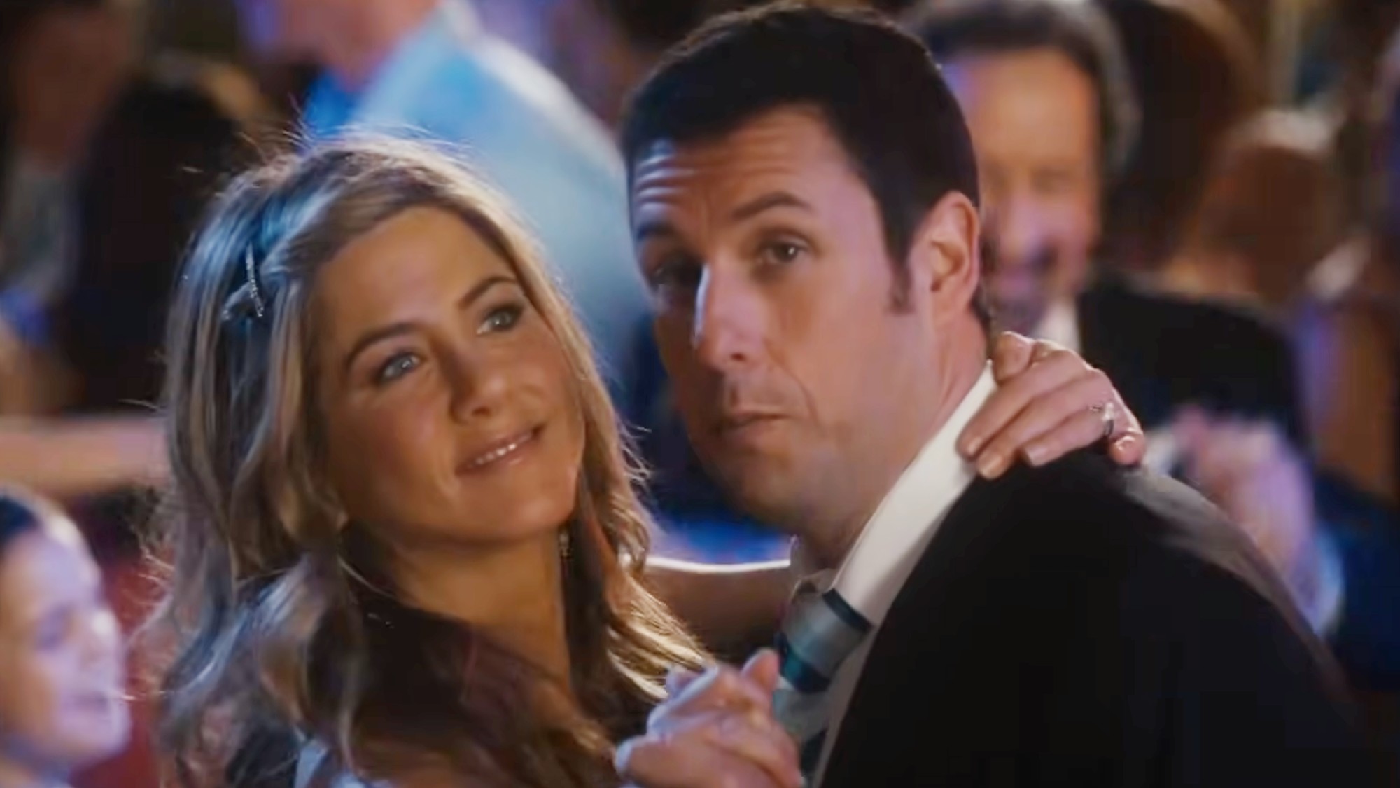 Katherine and Daniel in Just Go With It.