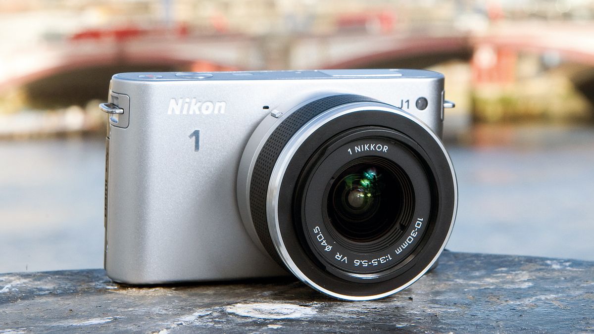 Nikon 1 J1