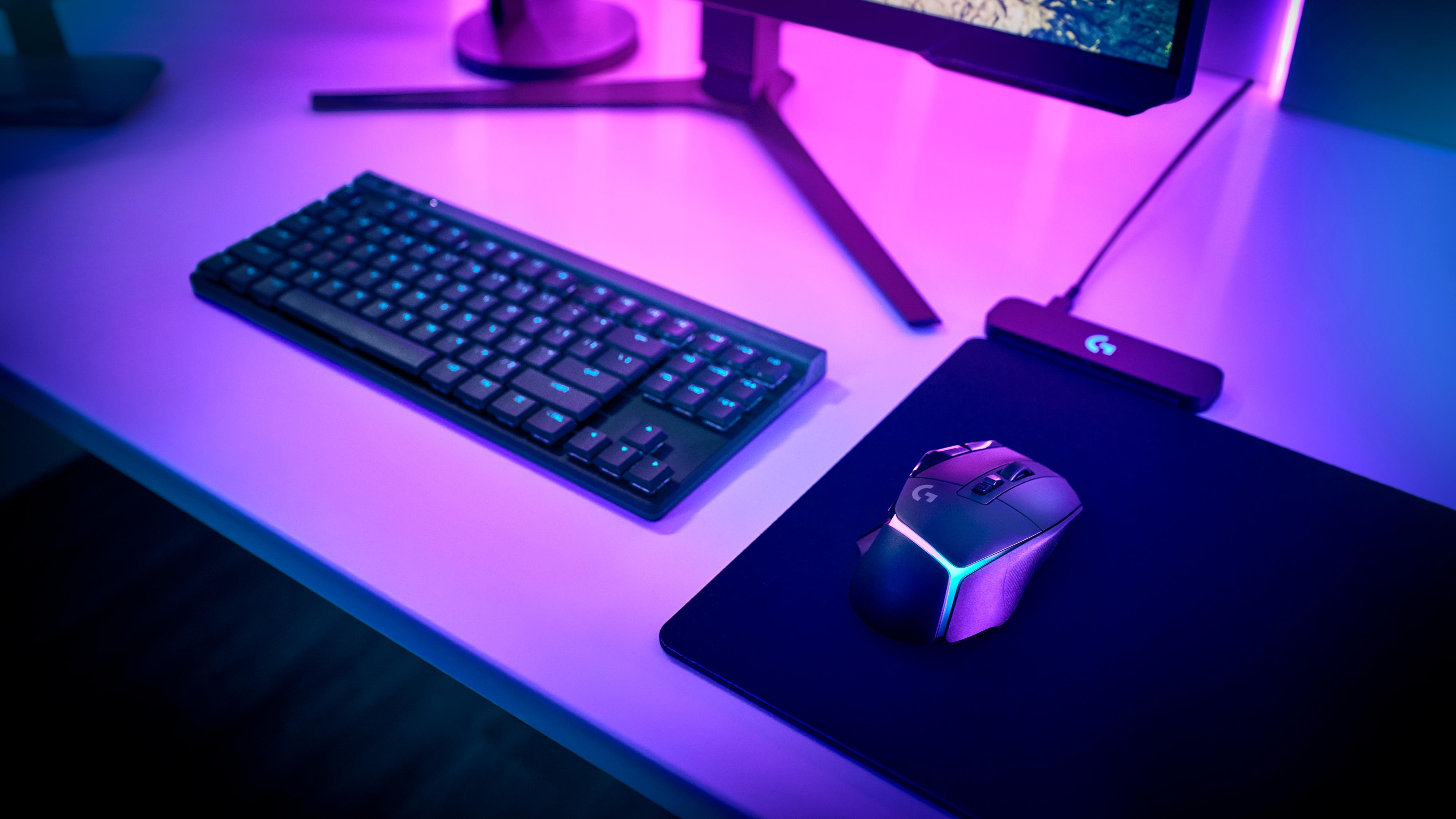 Image of the Logitech G515 LIGHTSPEED TKL Wireless Gaming Keyboard.