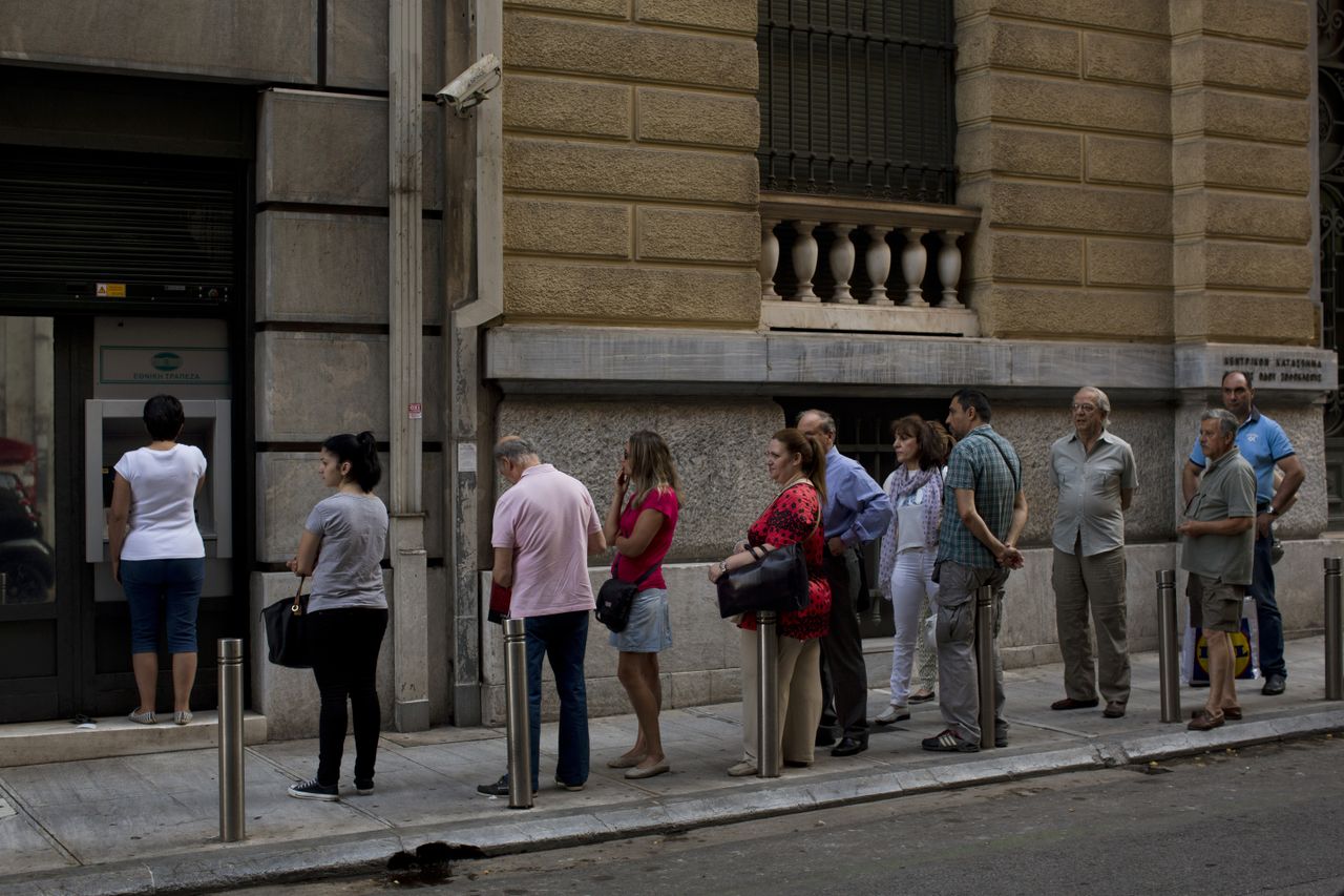 Greek ATM line