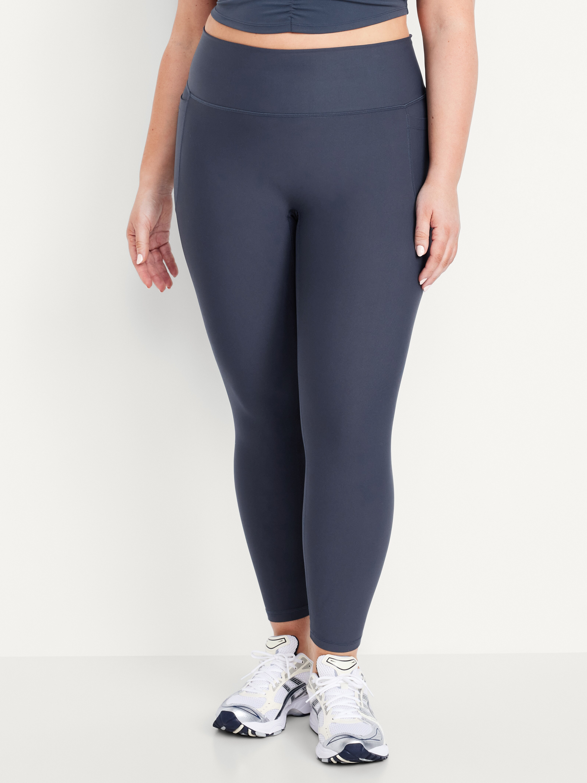 Old Navy, Extra-High Waisted Powersoft Boundless 7/8 Pocket Leggings – No Front Seam