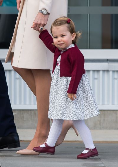 Princess Charlotte Style - Why Princess Charlotte Always Wears Dresses ...