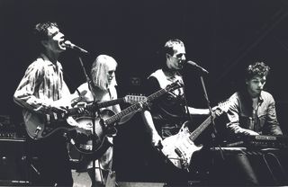 David Byrne, Tina Weymouth, Adrian Belew, Jerry Harrison, Talking Heads, Vorst Nationaal, Brussels, Belgium, 10/12/1980.