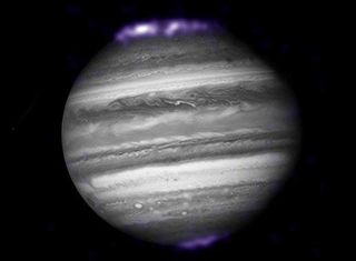 New X-ray Image Shows Jupiter's Powerful Sky Lights