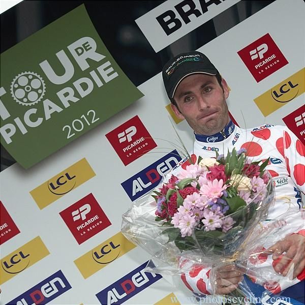Jonathan Hivert (Saur-Sojasun) leads the mountains classification.
