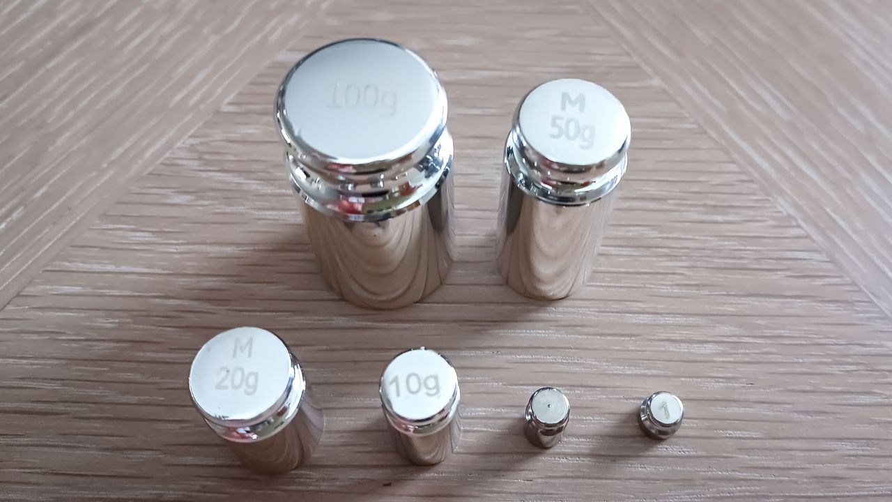 Calibration weights for kitchen scales for buying guide