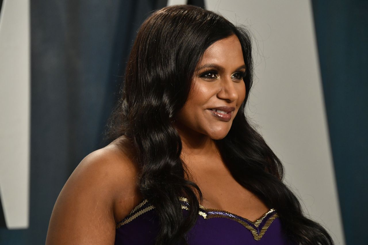 Mindy Kaling at a 2020 Oscar Party