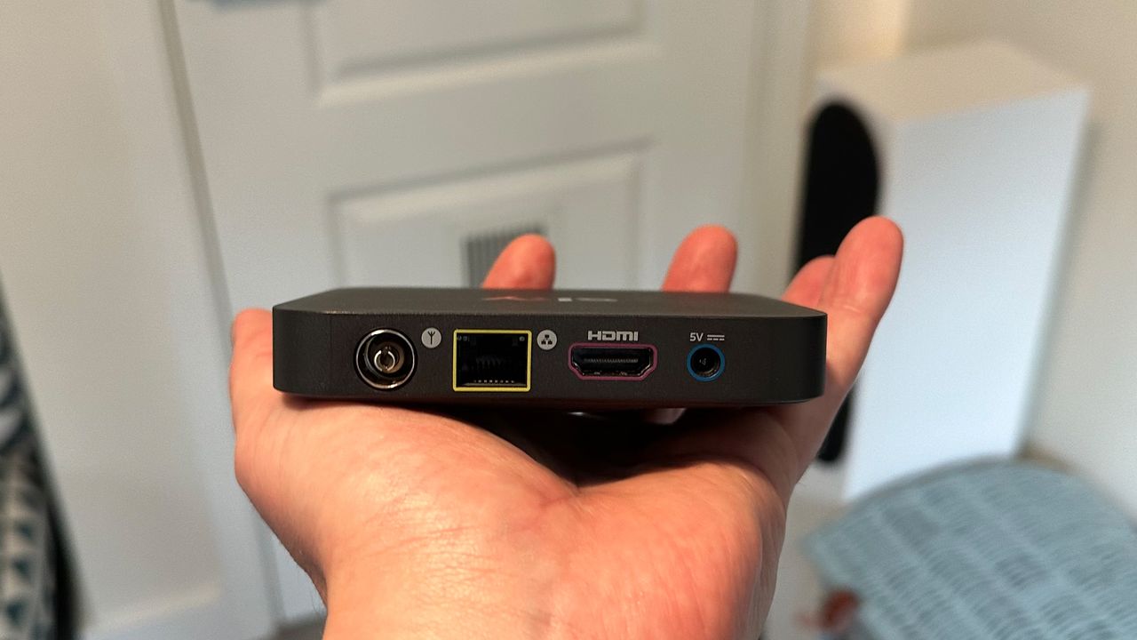 TV streamer: Sky Stream Puck