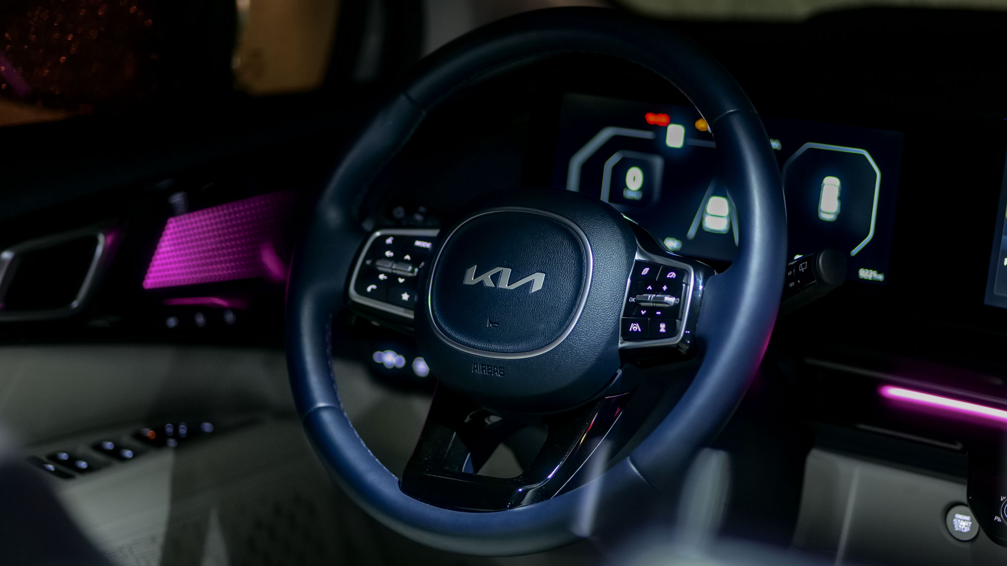 2025 Kia Carnival Hybrid SX Prestige test drive.