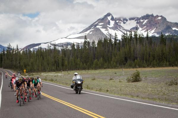 The break with 3km left to go