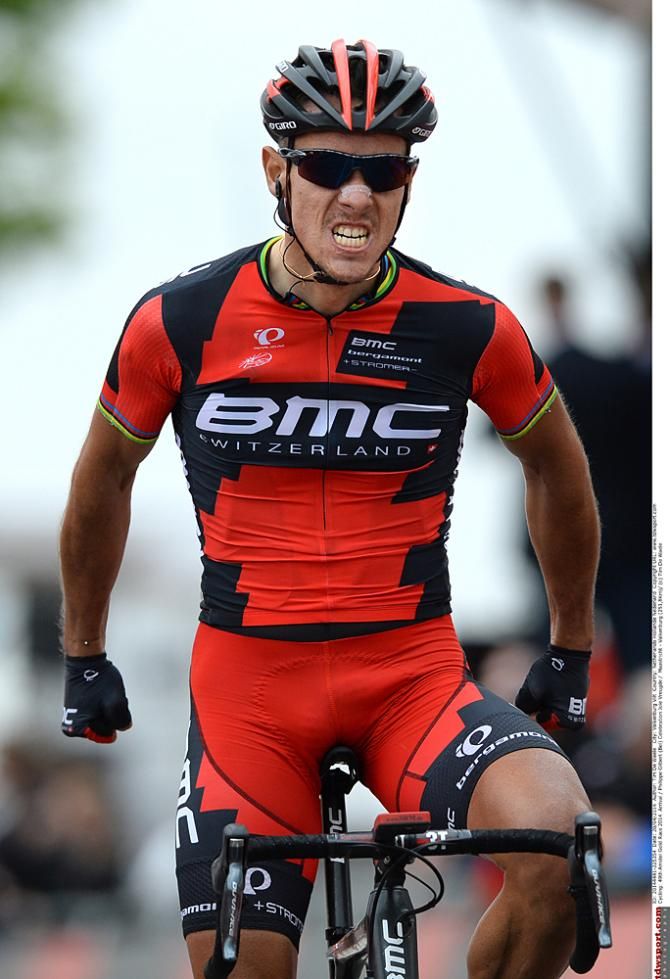 Philippe Gilbert (BMC) brings back his form of 2011 to win the Amstel Gold Race