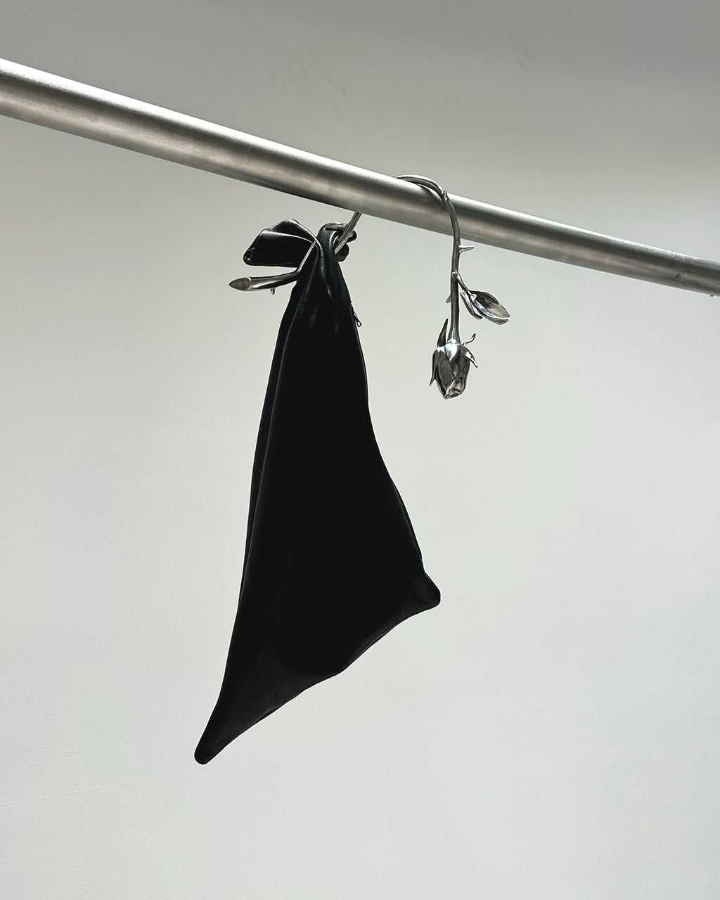 Wilted Rose Bag - Black