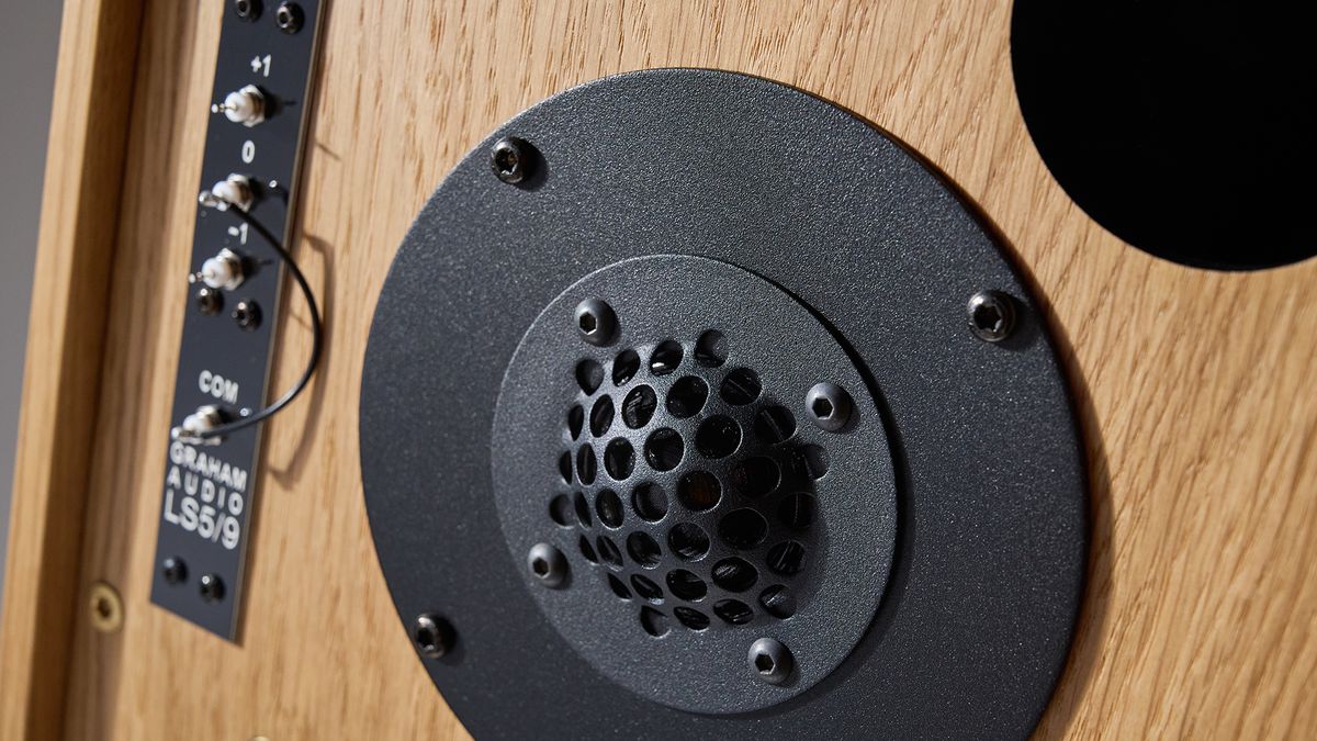 Graham Audio LS5/9 standmount speakers