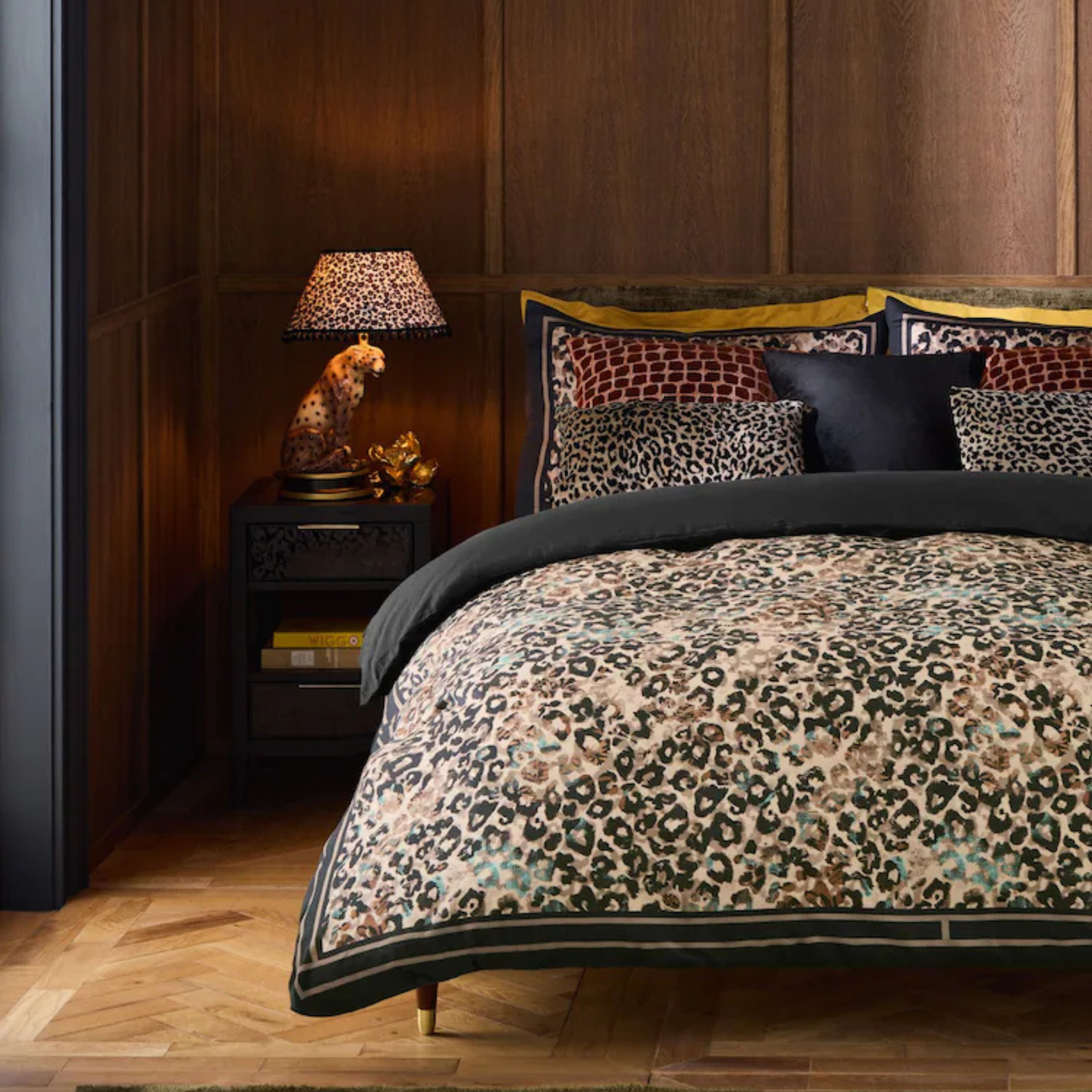 Black/Brown 200 Thread Count 100% Cotton Leopard Print Duvet Cover and Pillowcase Set