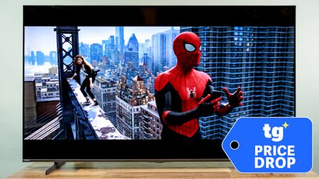 Hisense QD7 4K TV displaying a scene from Spider Man