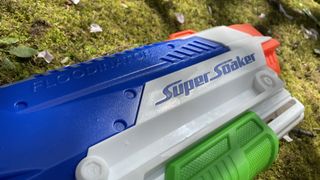 Super Soaker Floodinator review - pump
