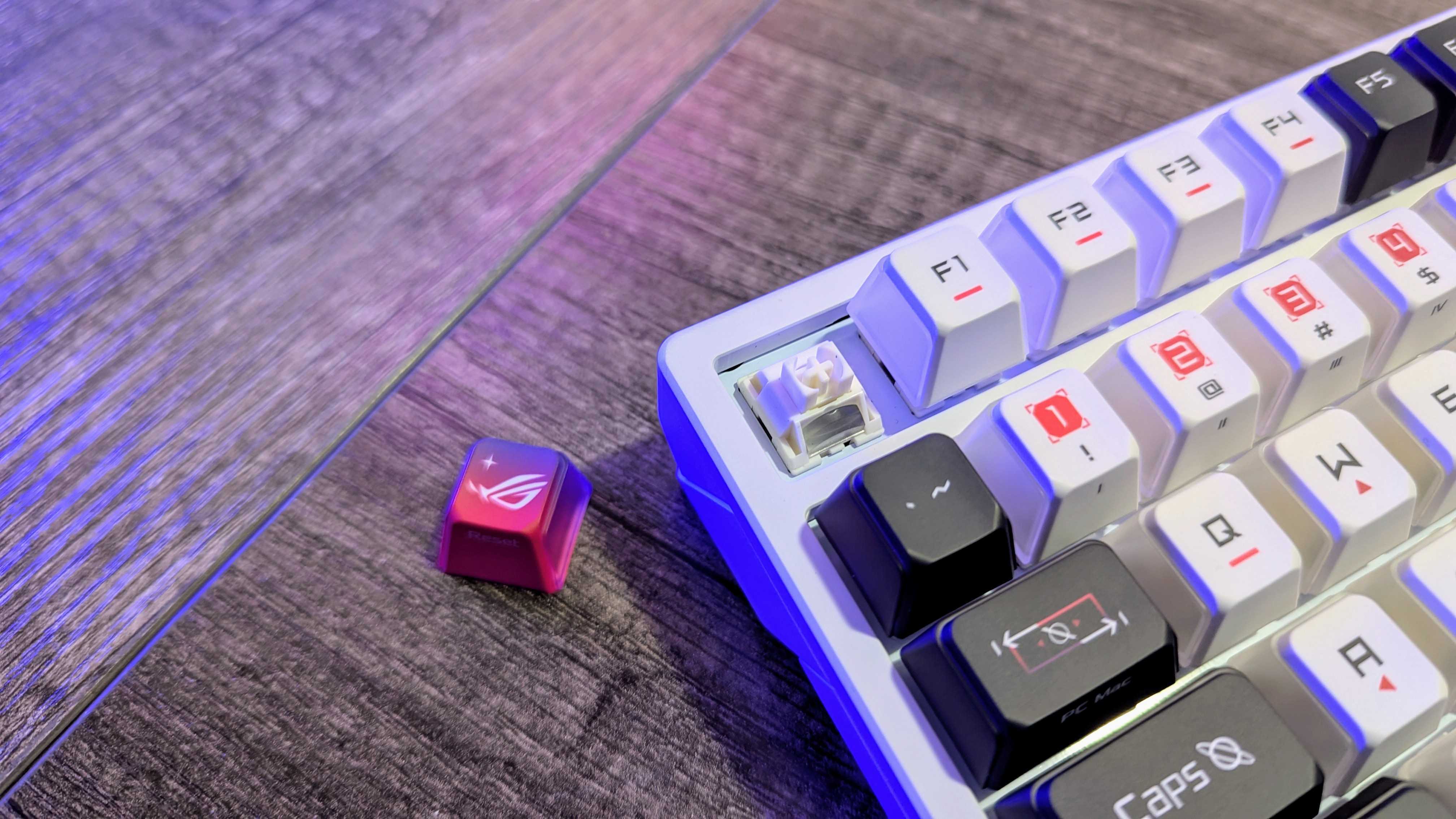 Image of the ASUS ROG Azoth X wireless gaming keyboard.