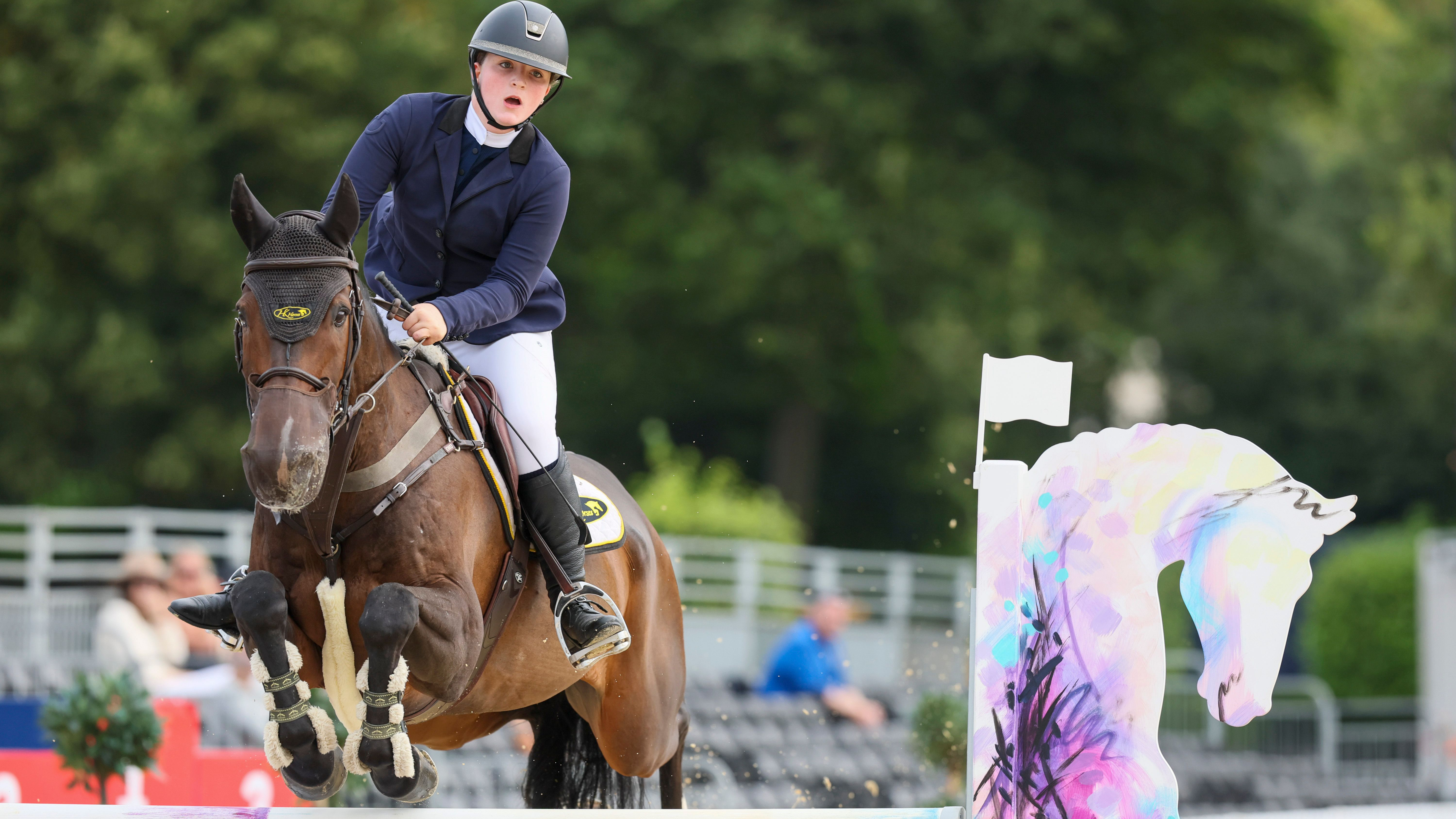 Annie Salthouse and Fame jumping at the London Longines Global Champions Tour