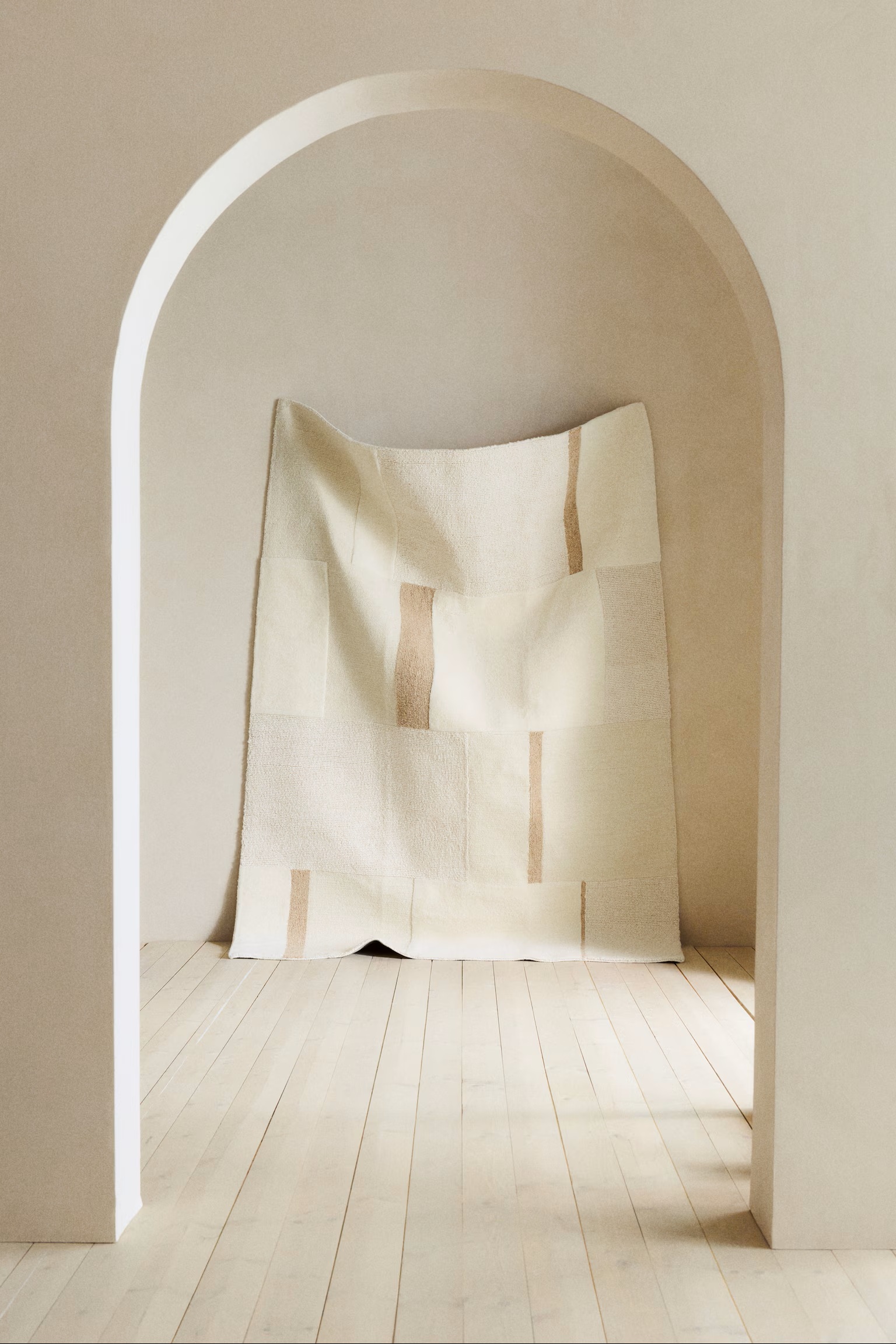 H&amp;amp;M, Textured Wool Rug