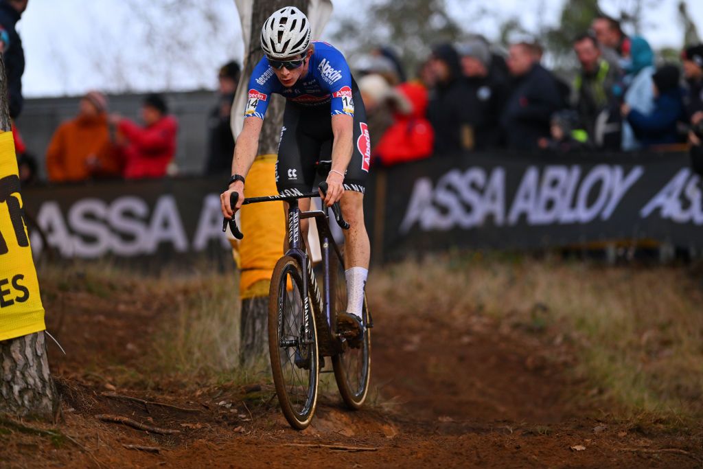 NAMUR BELGIUM DECEMBER 27 Tibor Del Grosso of The Netherlands and Team AlpecinDeceuninck competes during the 19th Superprestige HeusdenZolder 2023 Mens Elite on December 27 2023 in Namur Belgium Photo by Luc ClaessenGetty Images