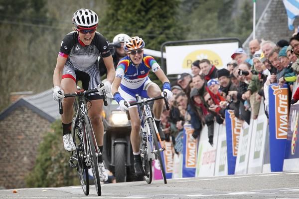 Evelyn Stevens (Specialized-lululemon) leaves behind a fading Marianne Vos to win the women's Fleche Wallonne