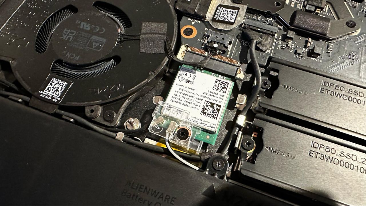 Alienware x16 (2023)