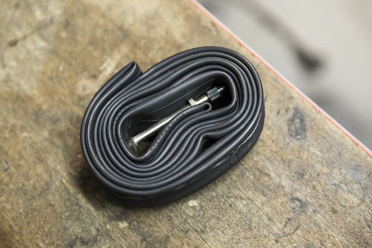 25mm inner tube in 28mm tyre