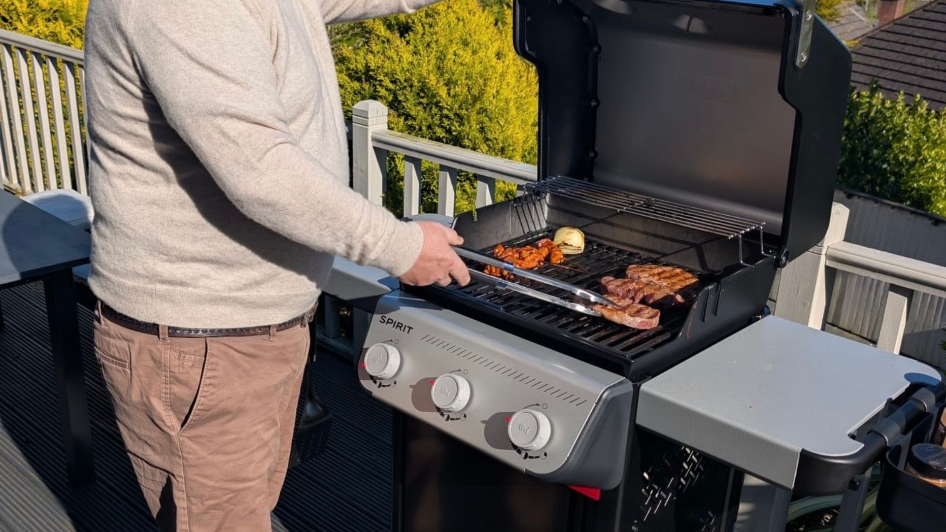 testing the Weber Spirit E-310 Barbecue