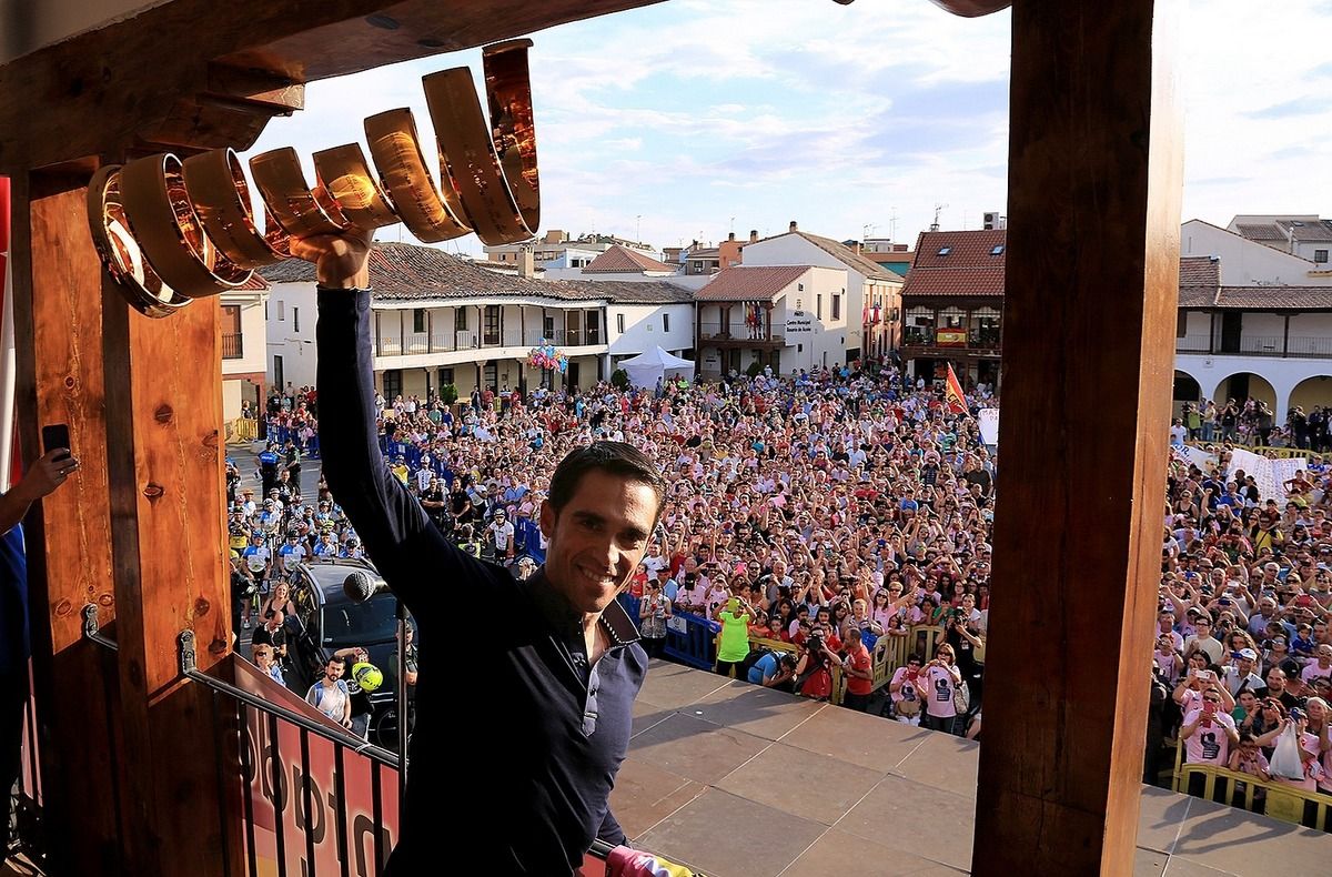 Alberto Contador celebrating his Grand Tours in his hometown of Pinto
