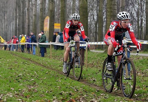 Steve Fisher leads his Rad-Racing teammate Sean Worsech at Wachtebeke.