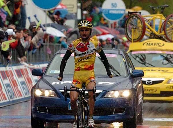 Leonardo Piepoli (Saunier Duval-Prodir) led the way home to take the stage