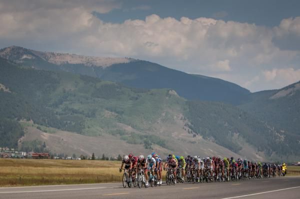 The main group still together nearing Crested Butte.
