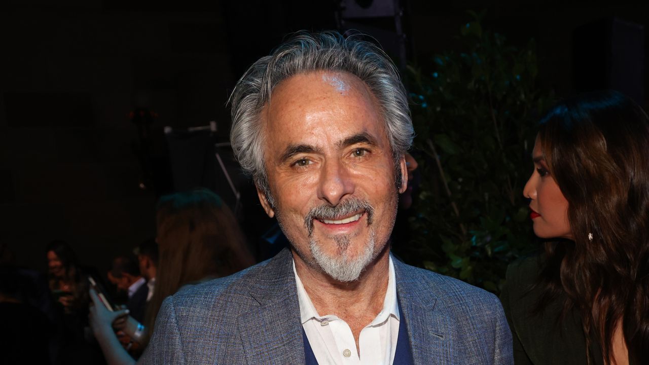 A headshot of David Feherty in 2022