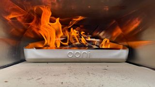 Ooni Karu 2 Pro wood flame