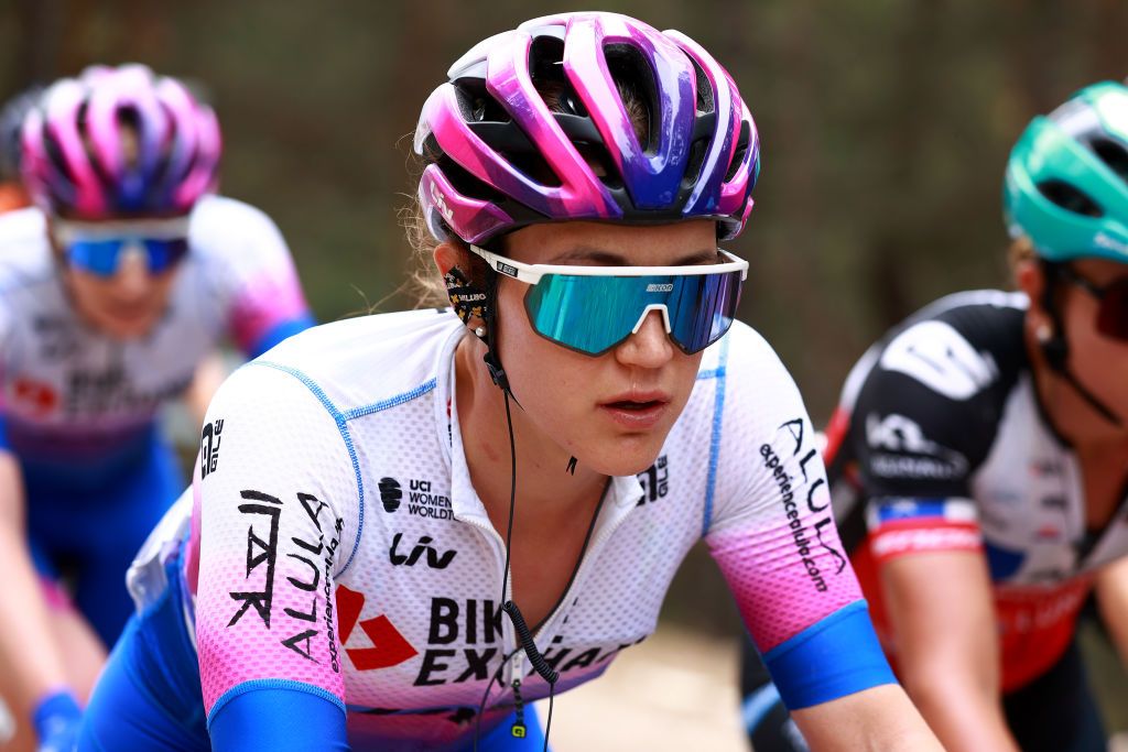 LAGUNAS DE NEILA SPAIN MAY 22 Kristen Faulkner of United States and Team BikeExchange Jayco competes during the 7th Vuelta a Burgos Feminas 2022 Stage 4 a 1251km stage from Covarrubias to Lagunas de Neila 1867m VueltaBurgos BurgosFem UCIWWT on May 22 2022 in Lagunas de Neila Spain Photo by Gonzalo Arroyo MorenoGetty Images