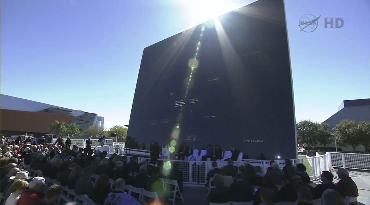 Columbia Memorial Service at the Space Mirror