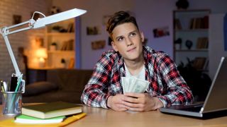 Teens Want to Invest: Here Are 7 Ways You Can Help Them Start Right