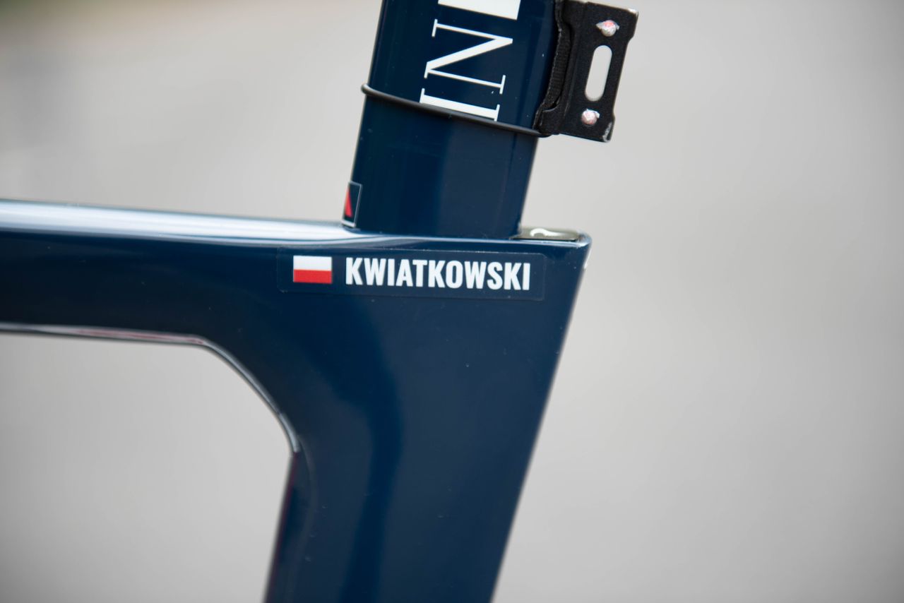 A close up of Michal Kwiatkowski's Pinarello Dogma F