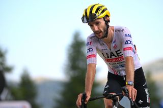 ‘A bit tricky’ as Adam Yates co-leads UAE Team Emirates in Vuelta a España after helping Pogačar win Tour de France