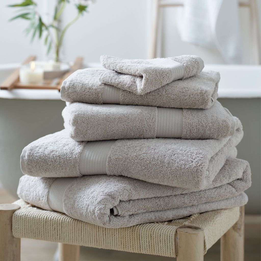 Best bath towels UK {year): top luxury and quick-dry towels | Ideal Home