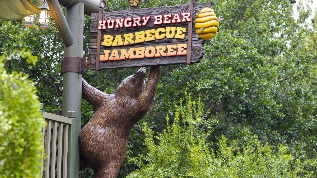 Hungry Bear barbecue Jamboree sign